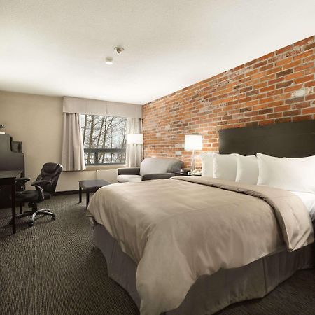 Hotel Super 8 By Wyndham Timmins On Esterno foto