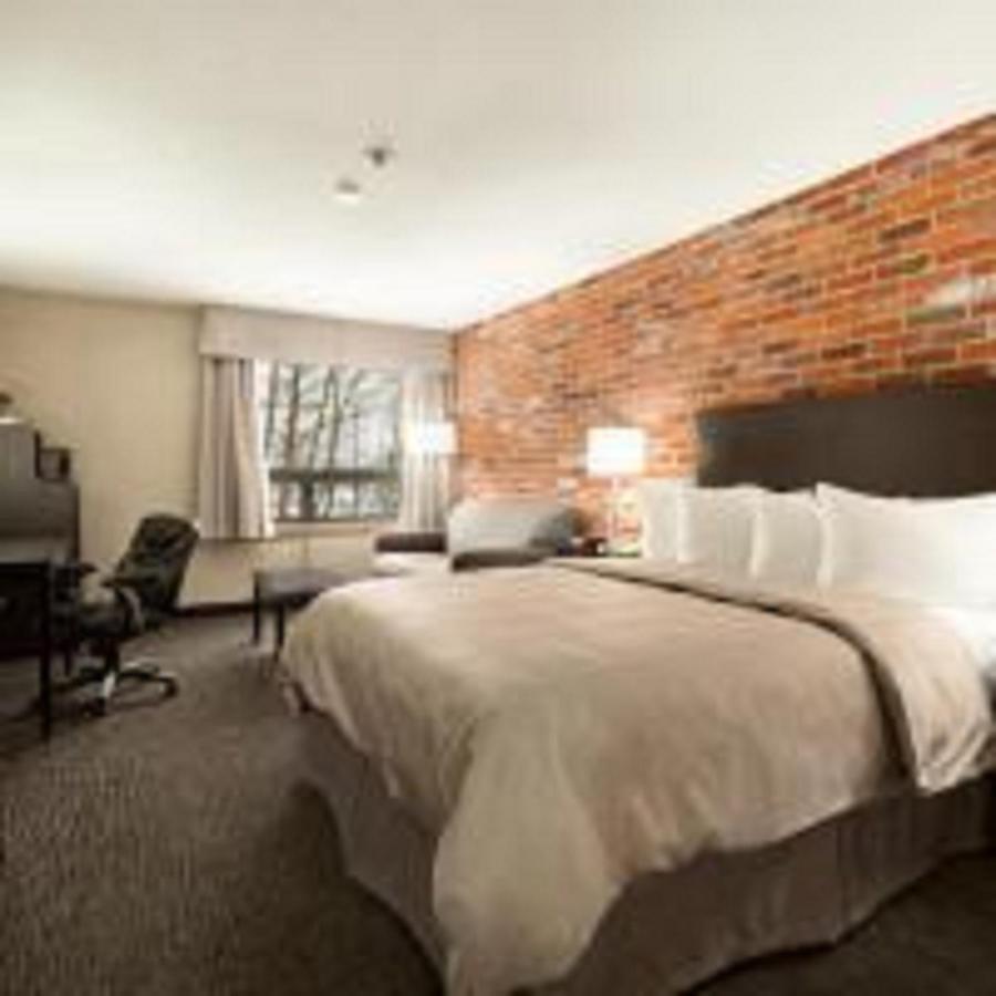 Hotel Super 8 By Wyndham Timmins On Esterno foto